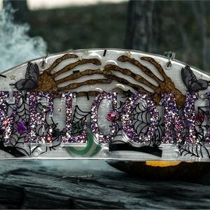 Halloween Welcome Sign with Glitter Letters
